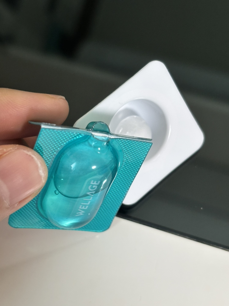 웰라쥬 (WELLAGE) 하이퍼 PDRN 원데이 키트 review image