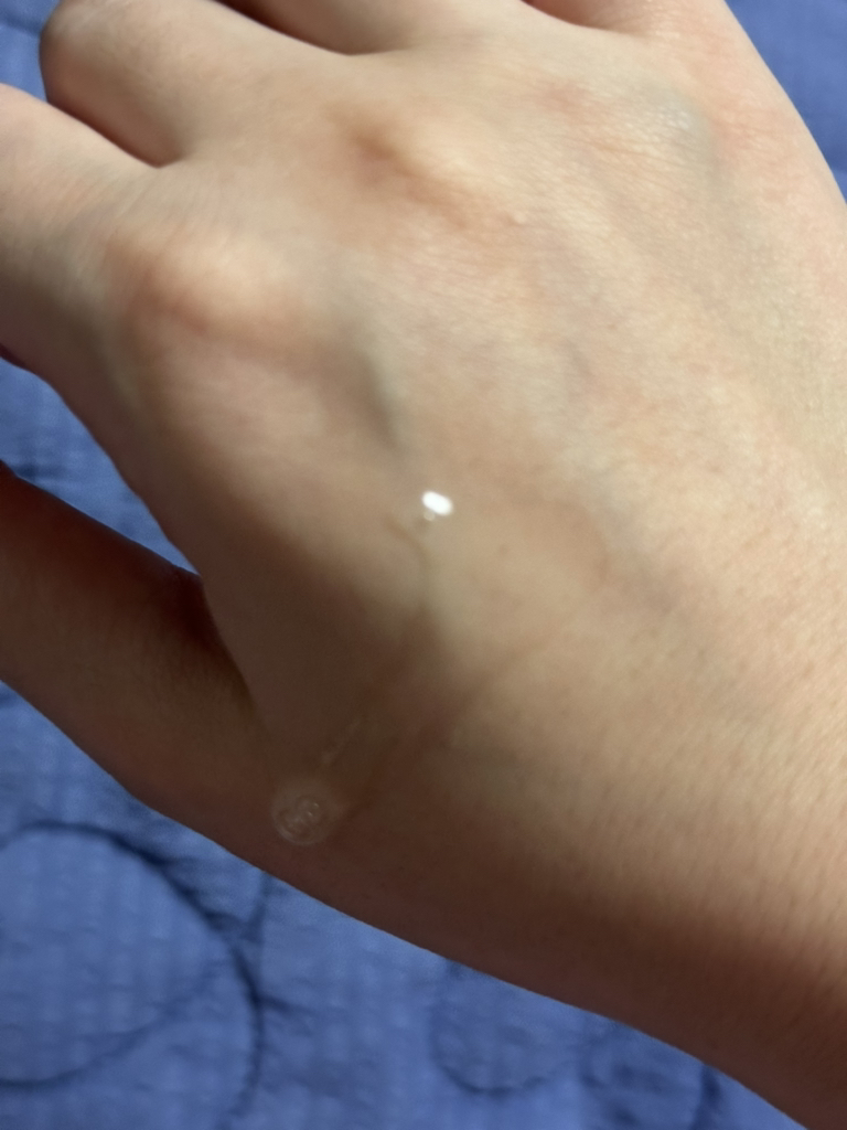 밀바랩 (MilbaLab) 제주 용암해수 보습 앰플 에센스 review image