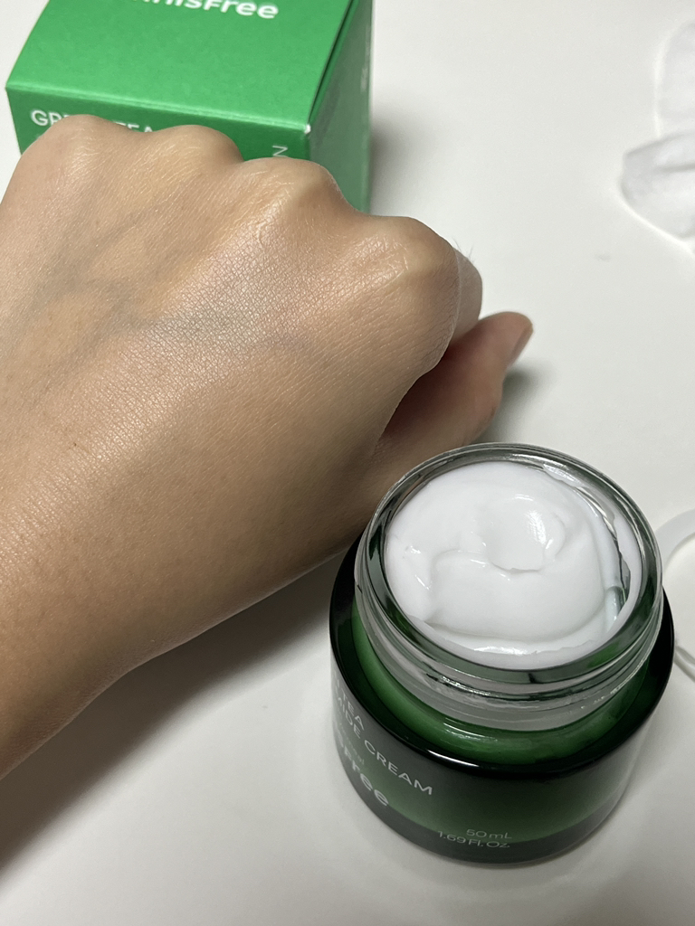 이니스프리 (INNISFREE) 그린티 버터 보습 크림 review image