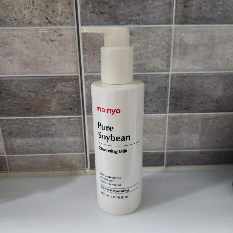 마녀공장 (manyo) 퓨어 소이빈 클렌징 밀크 review image