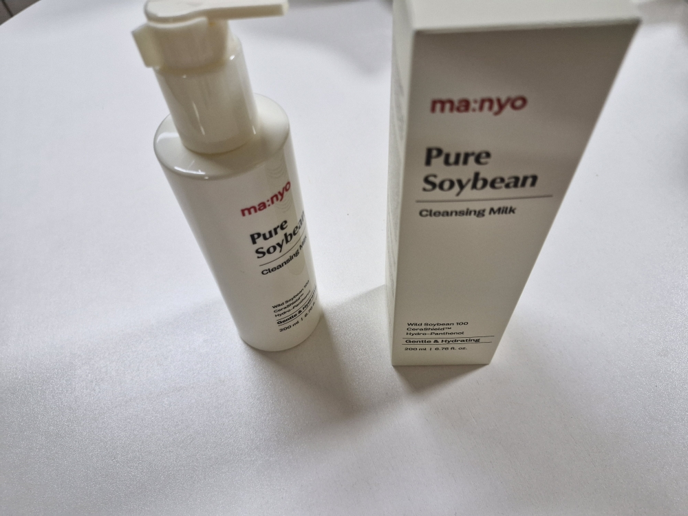 마녀공장 (manyo) 퓨어 소이빈 클렌징 밀크 review image