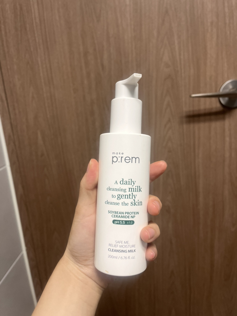 Ảnh đánh giá thực tế của người dùng về Safe Me Relief Moisture Cleansing Milk