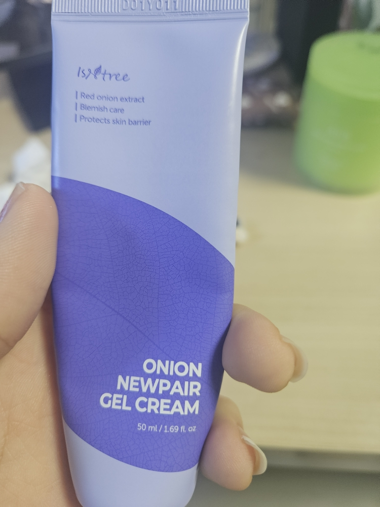 IsNtree Onion Newfair Gel Cream review image