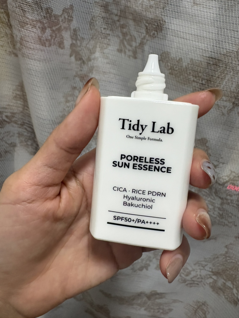 타이디랩 (Tidy Lab) 포어리스 선에센스 [SPF50+/PA++++] review image
