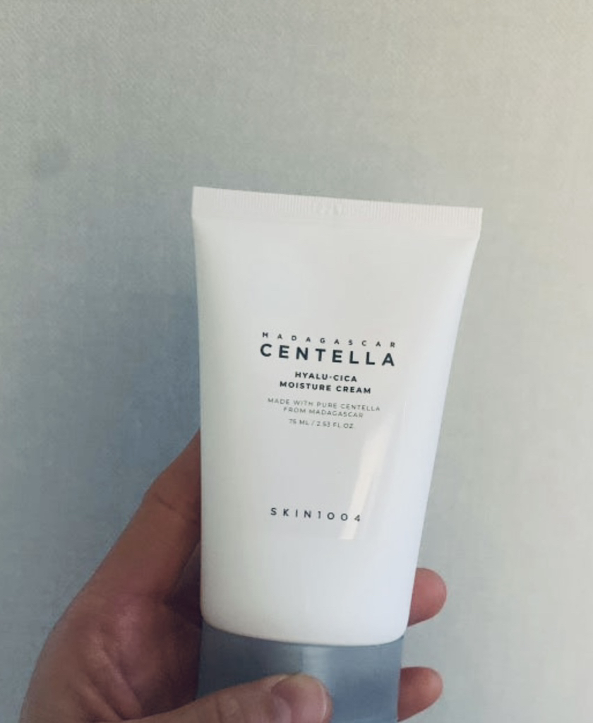 SKIN1004 Madagascar Centella Hyalu-Sica Water Fit Sun Serum [SPF50+/PA++++] review image