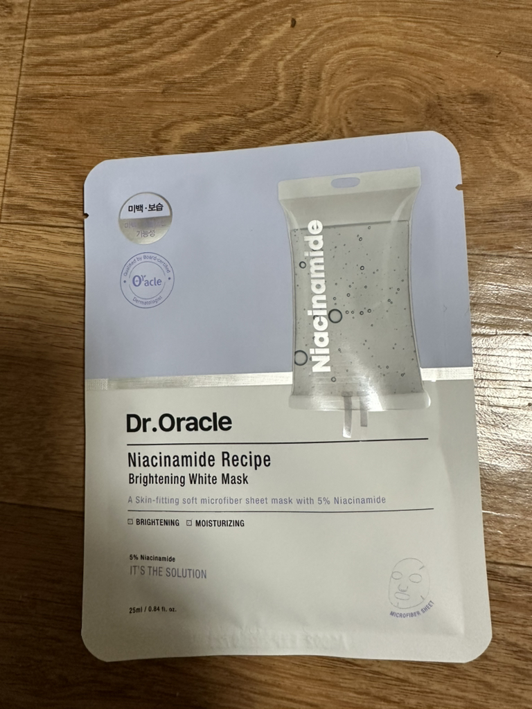 Ảnh đánh giá thực tế của người dùng về Mặt nạ làm trắng da với niacinamide