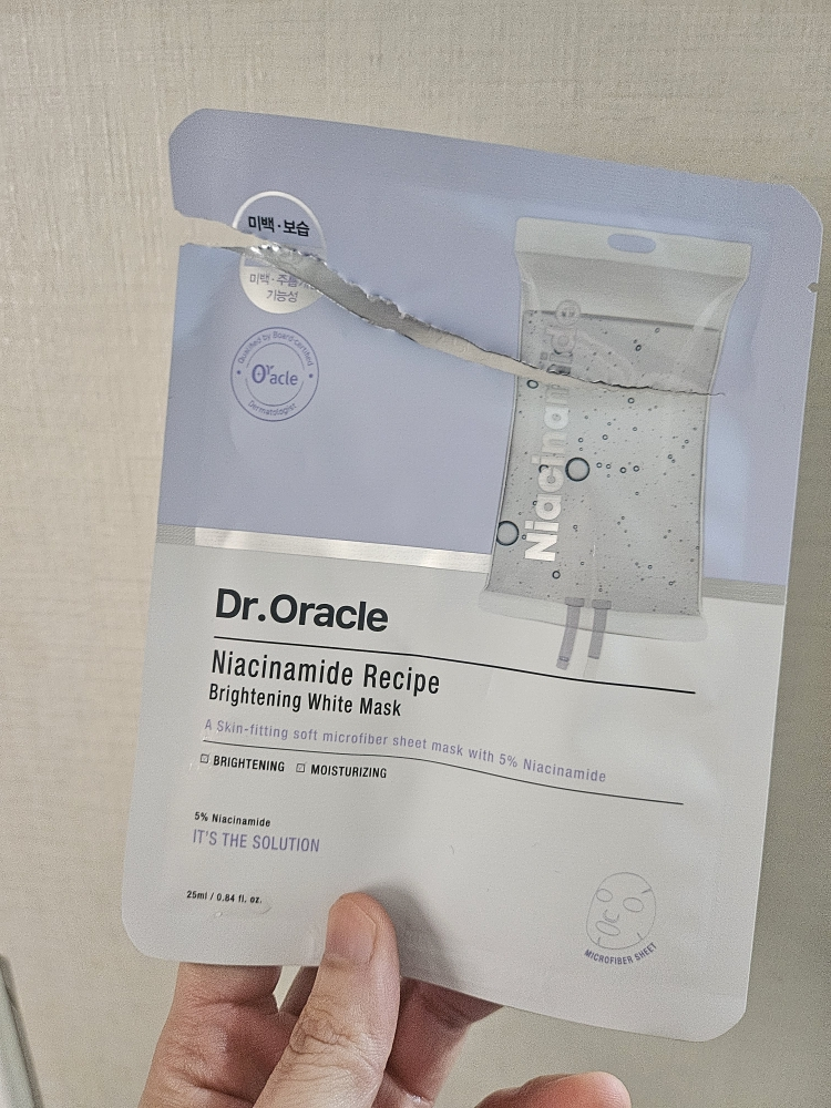 닥터오라클 (Dr.Oracle) 나이아신아마이드 미백 레시피 마스크팩 review image