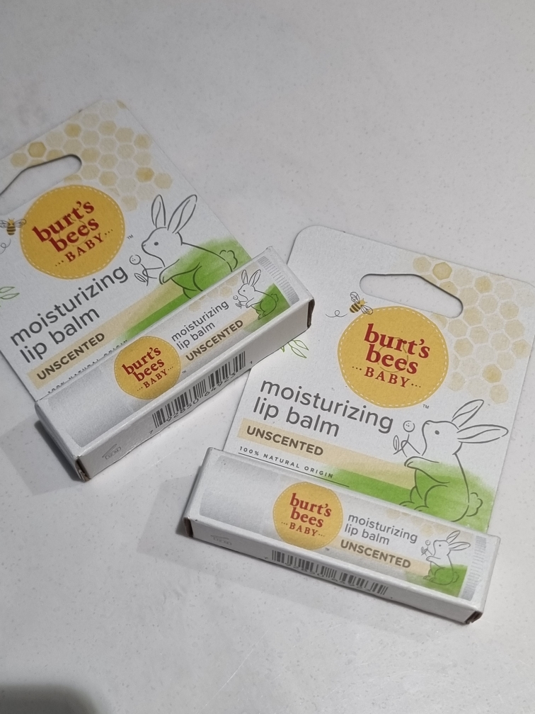 버츠비 (BURT'SBEES) 베이비 모이스쳐라이징 립밤 [언센티드] review image