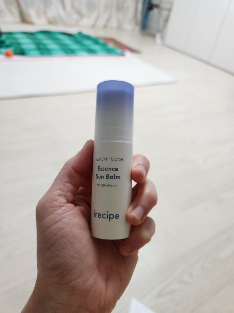 아이레시피 (irecipe) 워터리 터치 에센스 선 밤 [SPF50+/PA++++] review image
