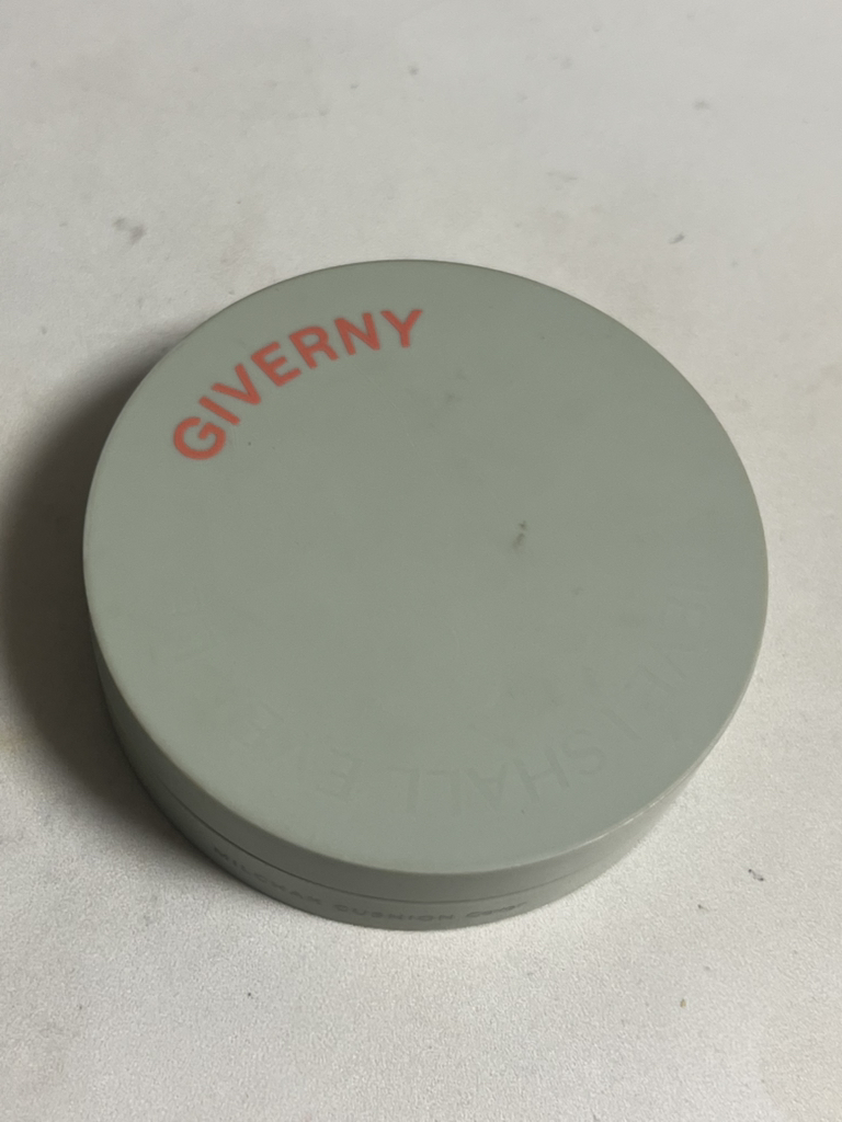 지베르니 (GIVERNY) 밀착 커버 쿠션 [SPF40/PA++] [23NW 미디움베이지] review image