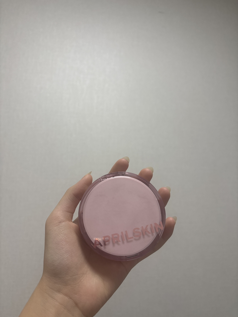 에이프릴스킨 (APRILSKIN) 핑크 에디션 히어로쿠션 [SPF50+/PA++++] [21호 라이트베이지] review image