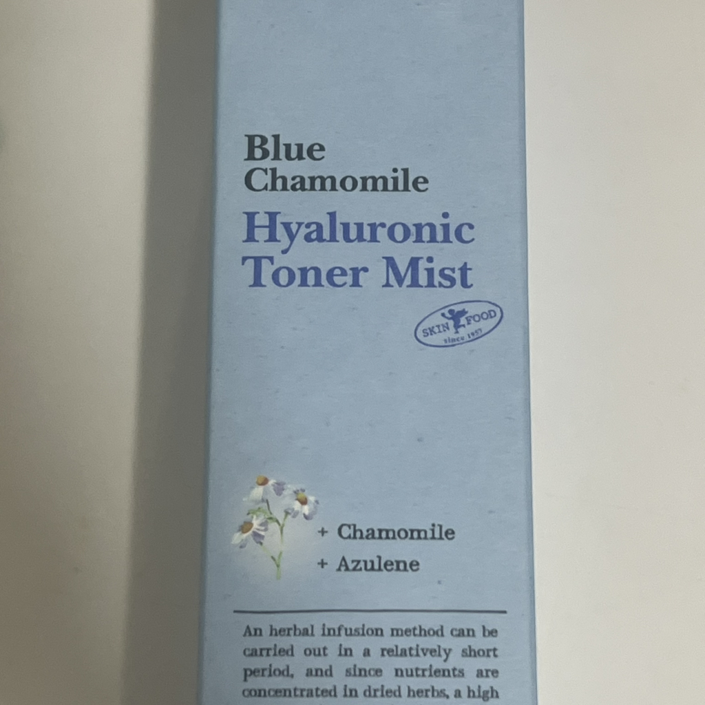 스킨푸드 (SKINFOOD) 블루 캐모마일 히알루로닉 토너 미스트 review image