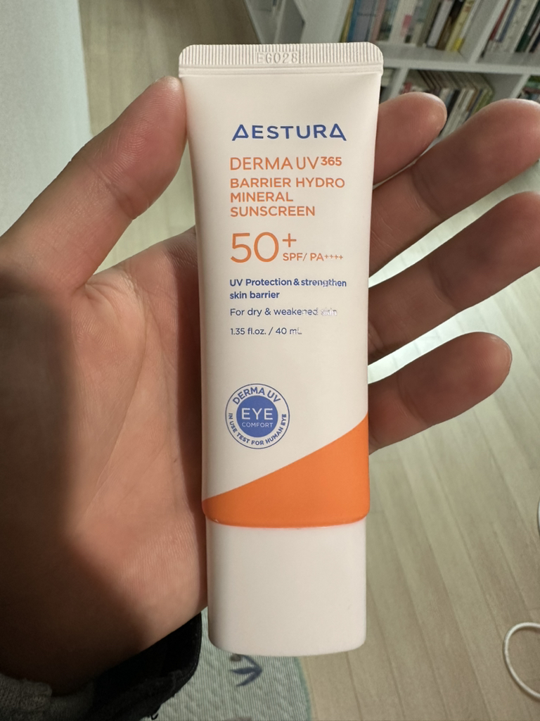 AESTURA Derma UV365 Barrier Moisture Mineral Sunscreen [SPF50+/PA++++] review image