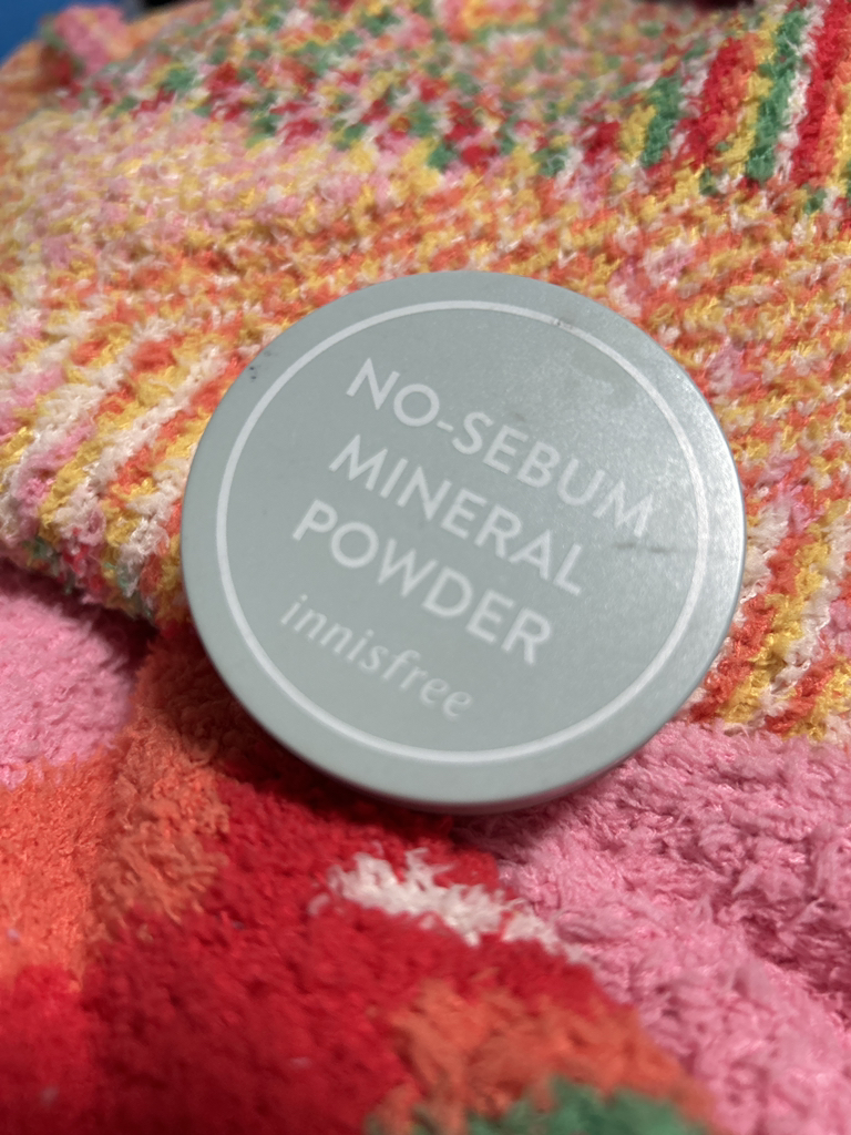 이니스프리 (INNISFREE) (리뉴얼)노세범 미네랄 파우더 review image