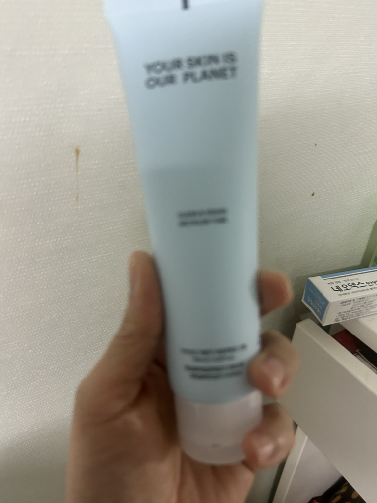 Ảnh đánh giá thực tế của người dùng về Kem dưỡng da chứa axit hyaluronic phân tử thấp Dive In