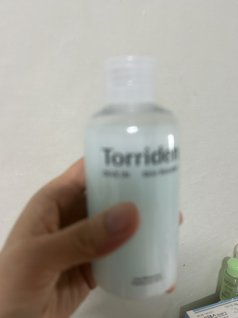 토리든 (Torriden) 다이브인 저분자 히알루론산 스킨부스터 review image