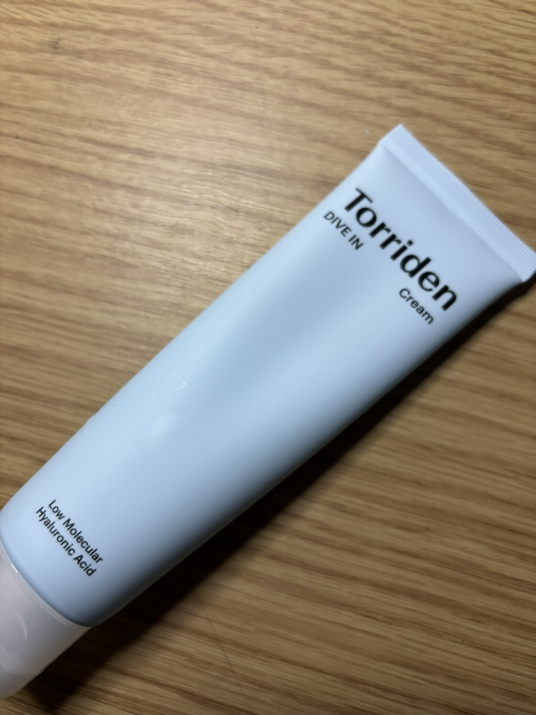 Ảnh đánh giá thực tế của người dùng về Kem dưỡng da chứa axit hyaluronic phân tử thấp Dive In