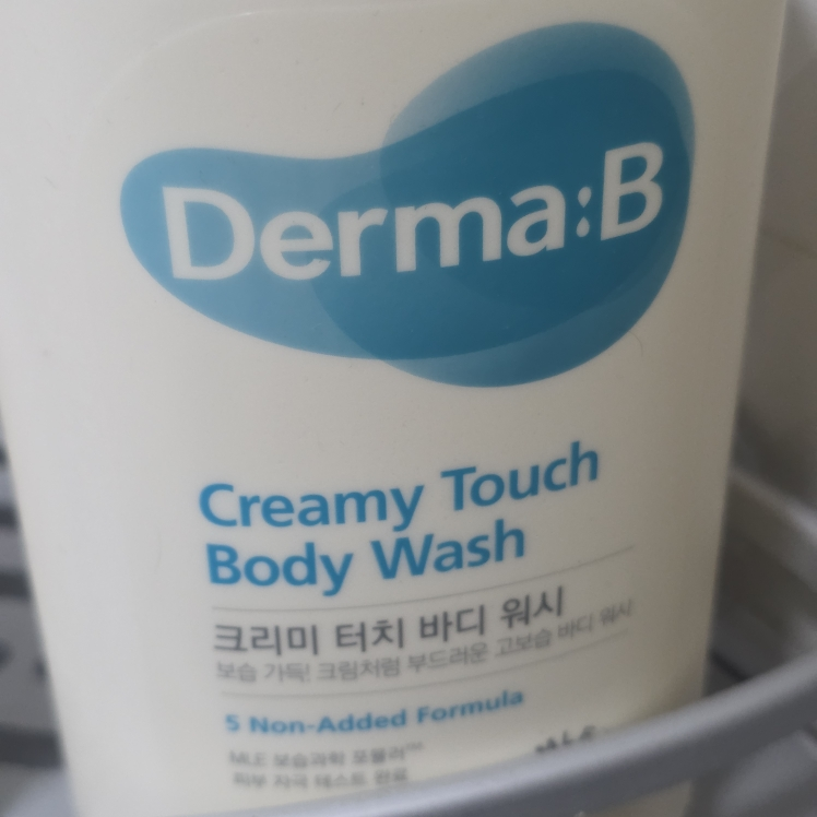 더마비 (Derma:B) 크리미 터치 바디워시 review image