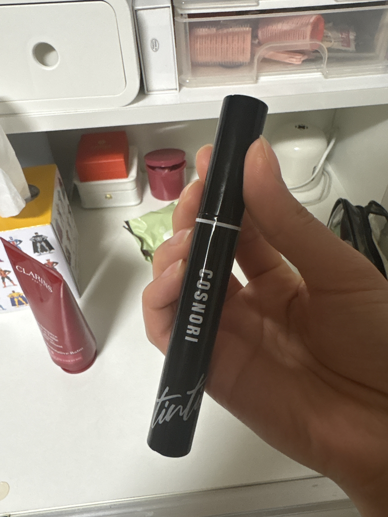 코스노리 (COSNORI) 아이래쉬 틴팅 세럼 딥블랙 review image