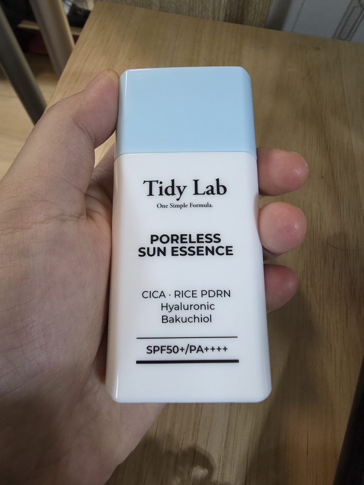 타이디랩 (Tidy Lab) 포어리스 선에센스 [SPF50+/PA++++] review image