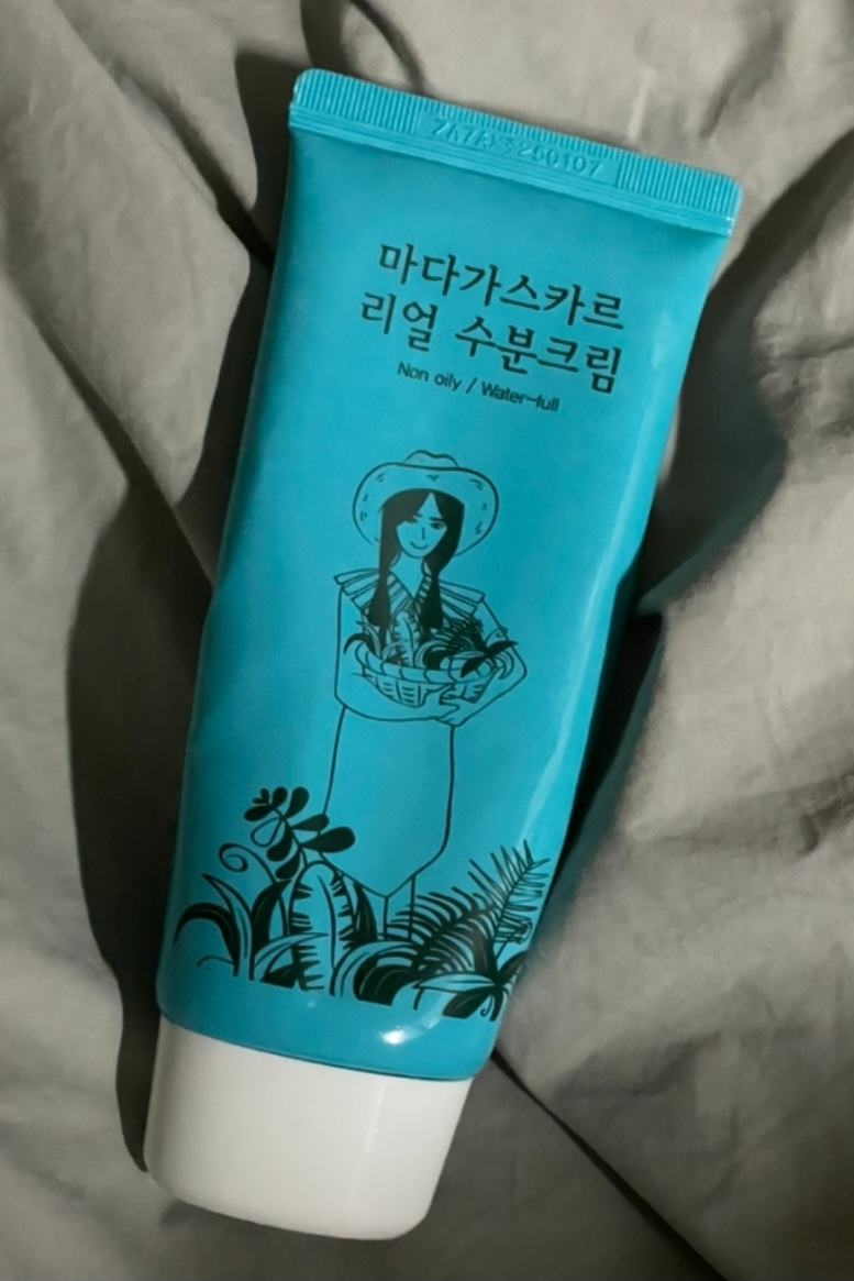 SIDMOOL Madagascar Real Moisturizing Cream review image