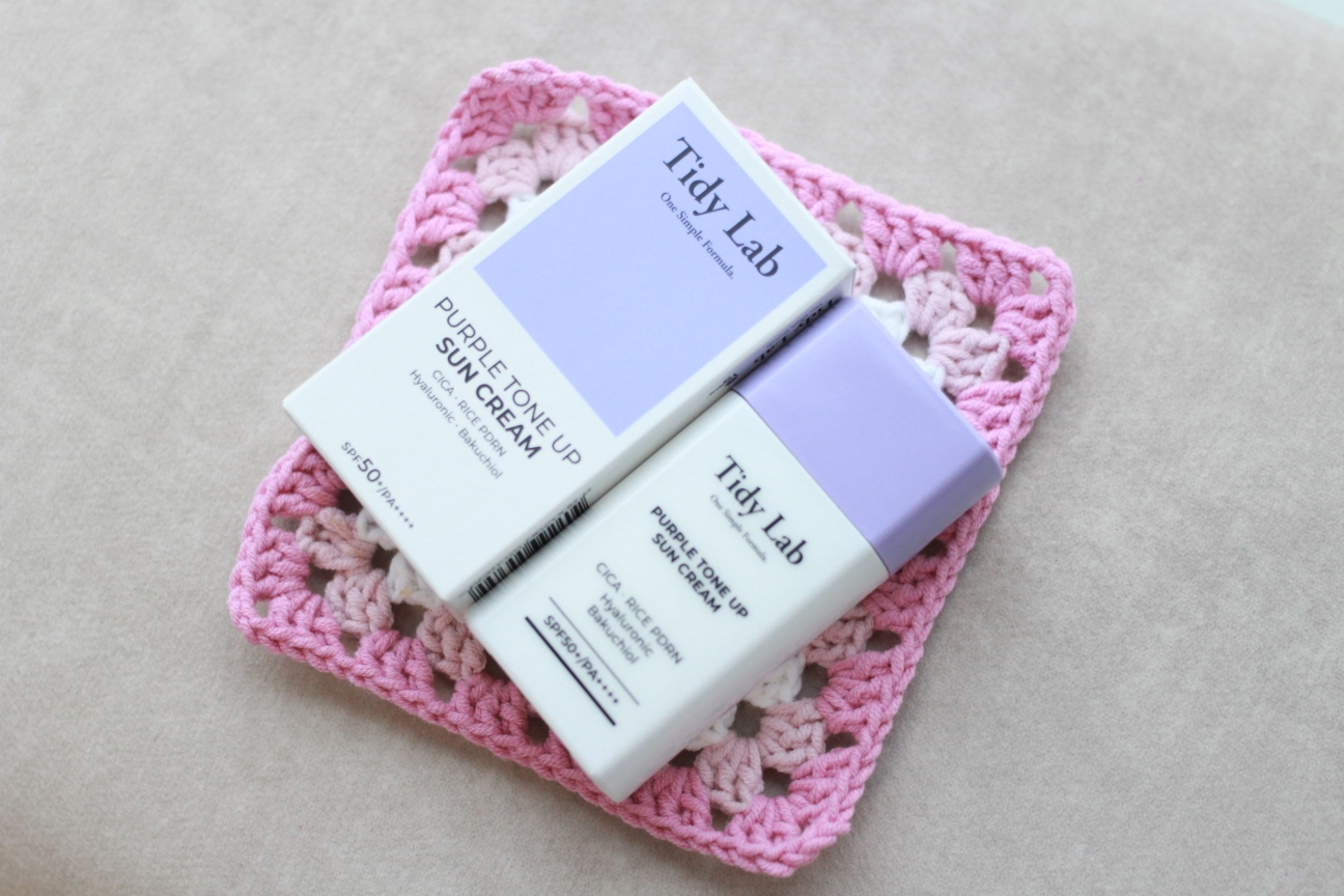 타이디랩 (Tidy Lab) 퍼플톤업 선크림 [SPF50+/PA++++] review image