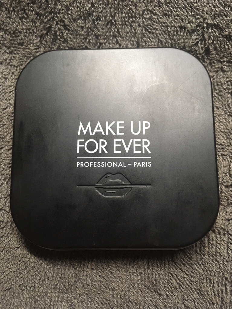 메이크업포에버 (MAKEUPFOREVER) UHD 프레스드 파우더 [01 트랜스루센트] review image