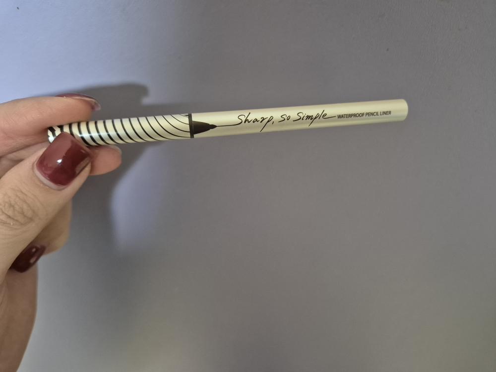 클리오 (CLIO) 샤프 쏘 심플 워터프루프 펜슬라이너 [4호 다크브라운] review image