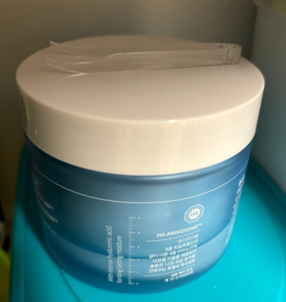 웰라쥬 (WELLAGE) 리얼 히알루로닉 블루 토너 패드 review image