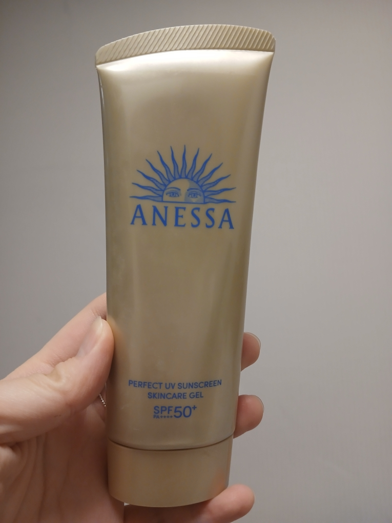 ANESSA Kem chống nắng Perfect UV Skin Care Gel [SPF50+/PA++++] review image