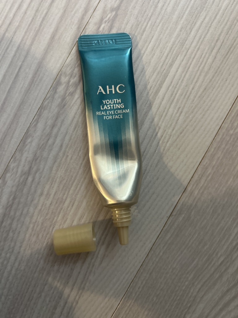 AHC Kem dưỡng mắt Youth Lasting Real Eye Cream for Face review image