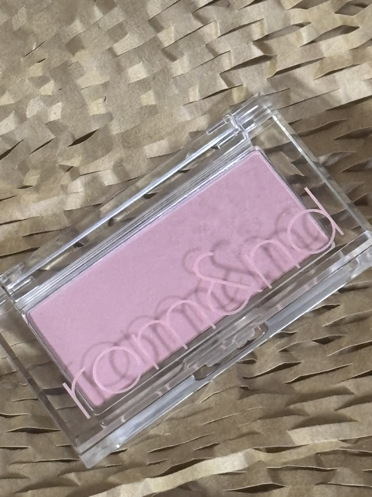 ROMAND Better Than Chick [C02 Blueberry Chip] review image