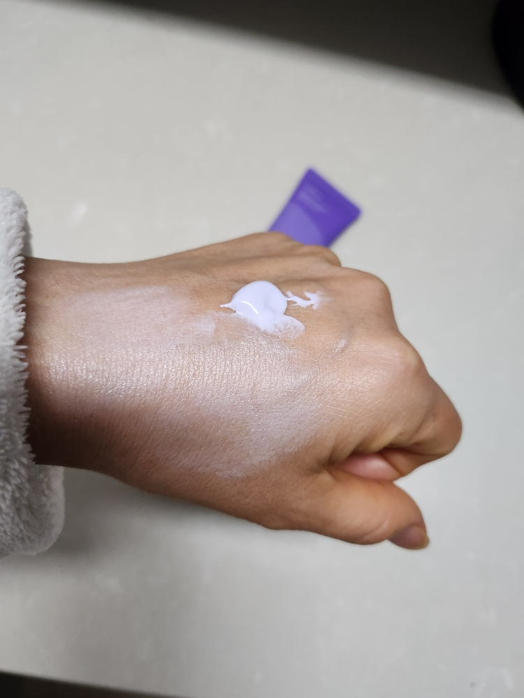 IsNtree Onion New Fair Purple Tone-Up Sunscreen [SPF50+/PA++++] review image