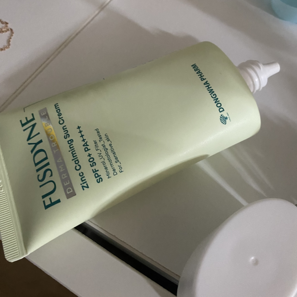 Fusidyne Kem chống nắng Derma Trouble Zinc Calming [SPF50+/PA++++] review image