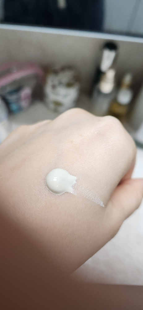 YBK Kem chống nắng hàng ngày toàn diện [SPF50+/PA++++] review image