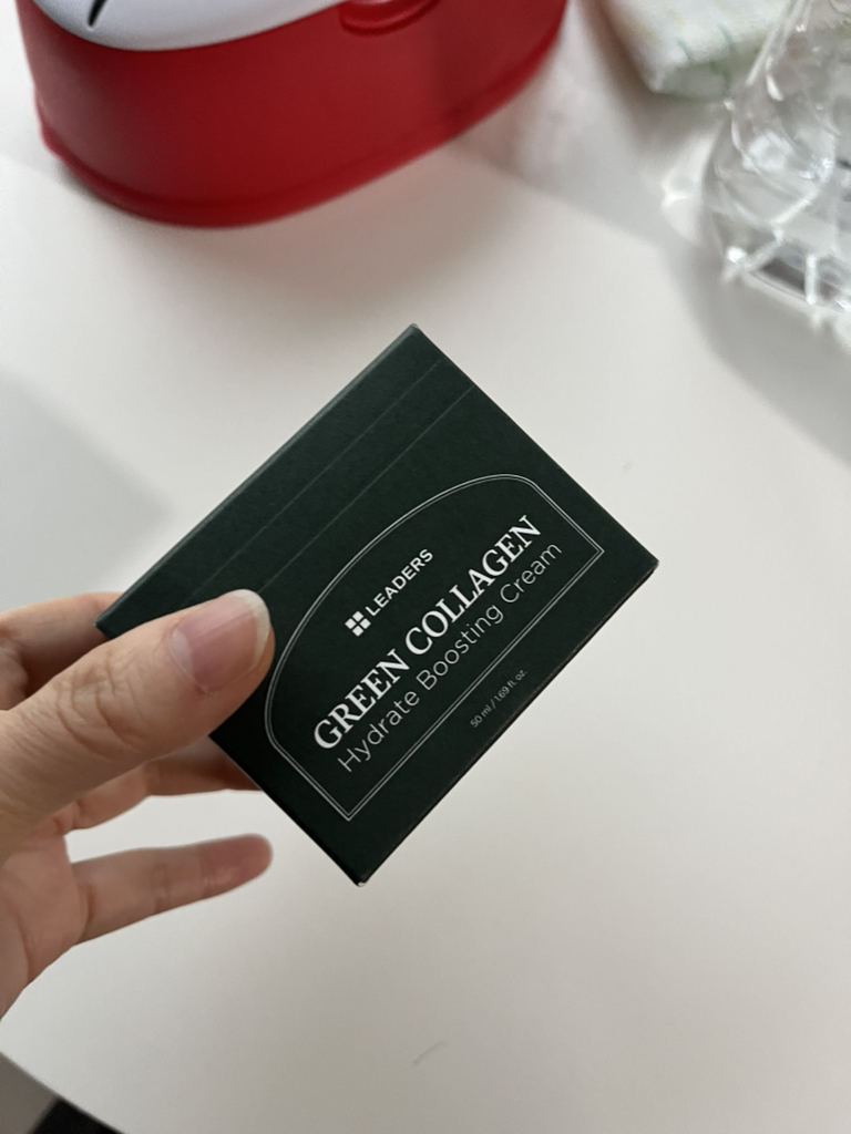 LEADERS Kem dưỡng ẩm tăng cường collagen xanh review image