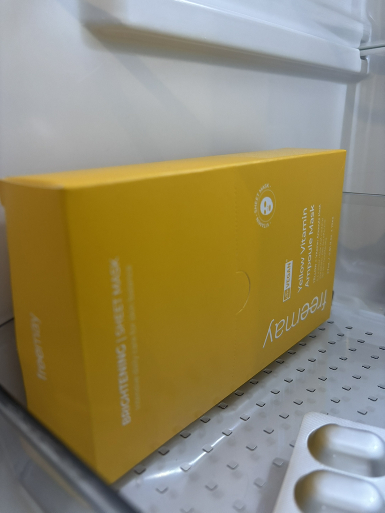 freemay Mặt nạ vitamin vàng dạng ống review image