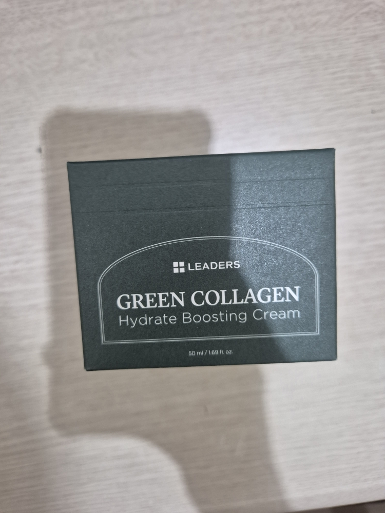 LEADERS Kem dưỡng ẩm tăng cường collagen xanh review image