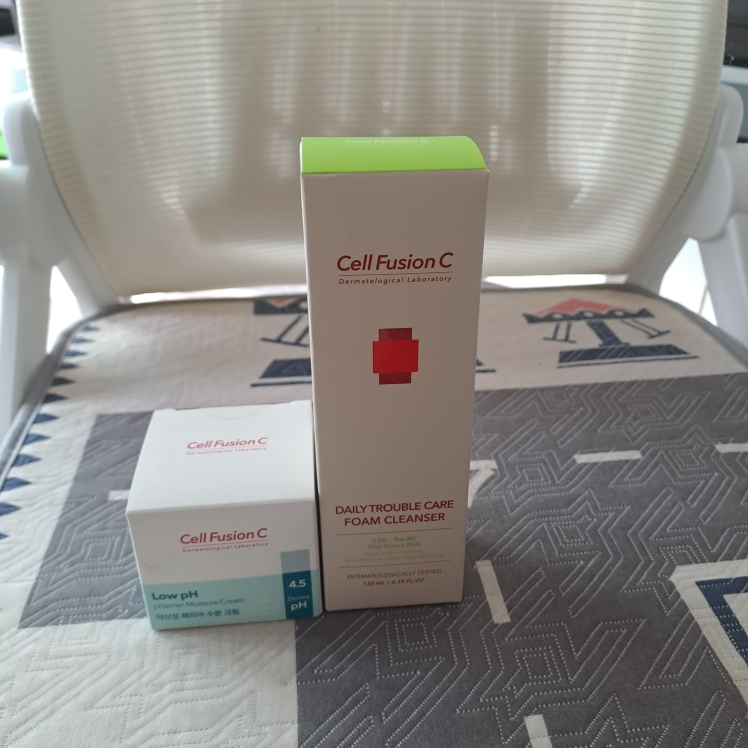 CellFusionC Kem dưỡng ẩm có tính axit nhẹ review image