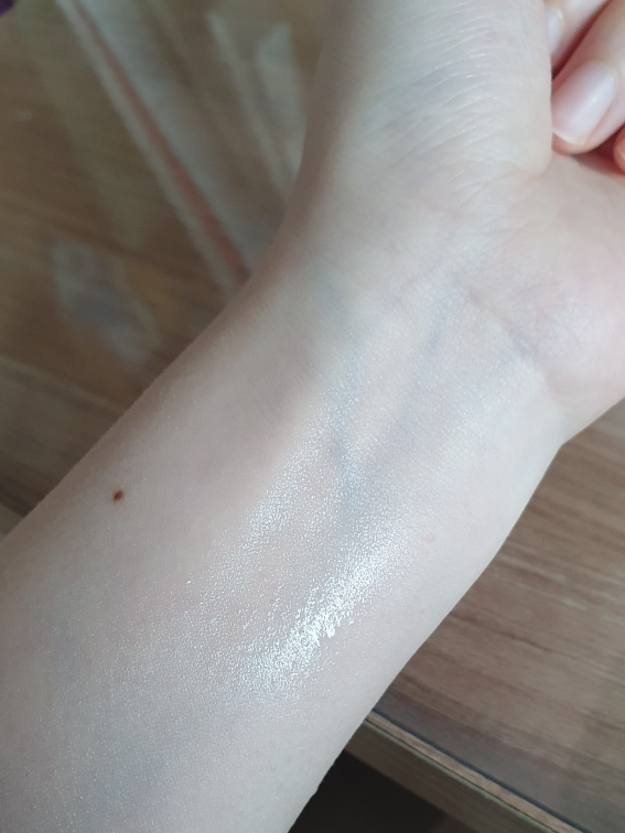 Ảnh đánh giá thực tế của người dùng về Sika 83.7 Collagen Mist Ampoule Lofdi