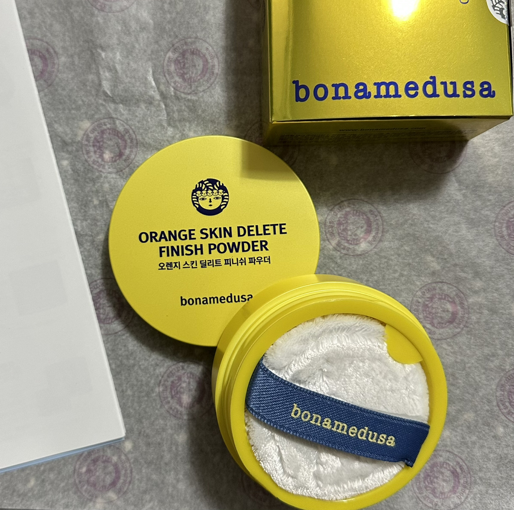 bonamedusa Bột phấn hoàn thiện loại bỏ da cam review image