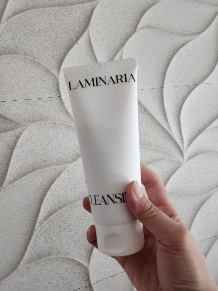 Ảnh đánh giá thực tế của người dùng về Bọt rửa mặt tảo biển