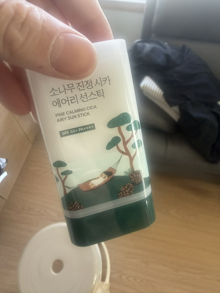 Ảnh đánh giá thực tế của người dùng về Sonsamu Calming Shika Airy Sun Stick [SPF50+/PA++++]