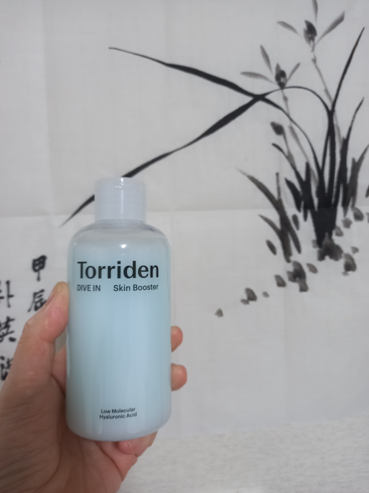 低分子玻尿酸肌底液的真实用户使用照片