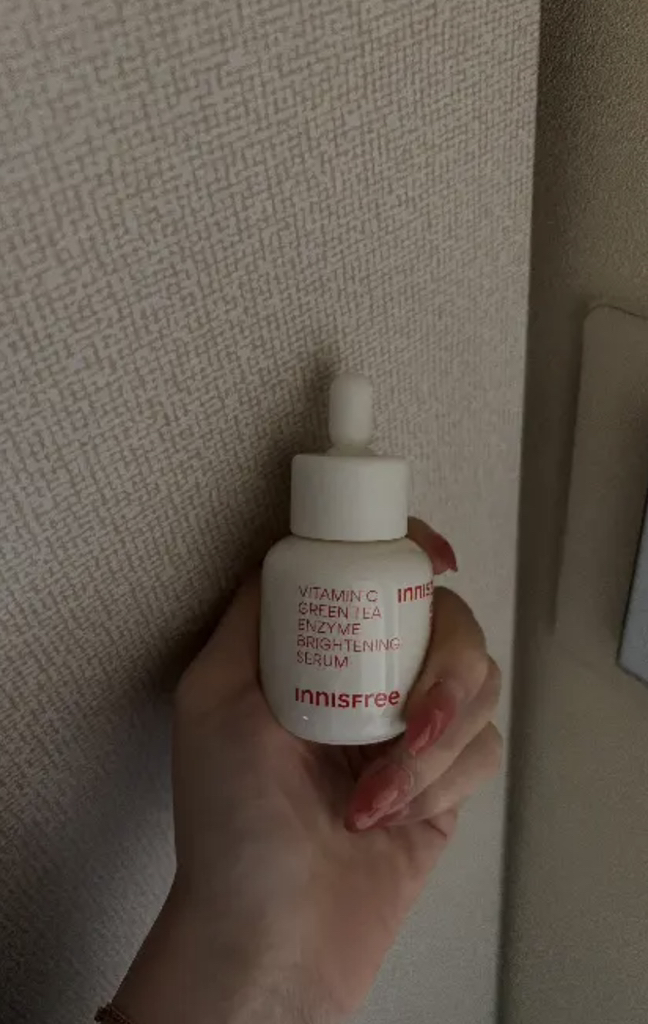 维生素 C 胶囊精华液的真实用户使用照片