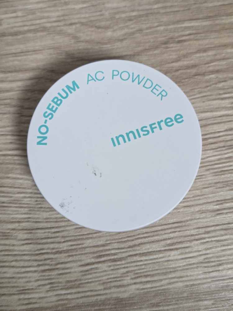 이니스프리 (INNISFREE) 노세범 모이스처 파우더 review image