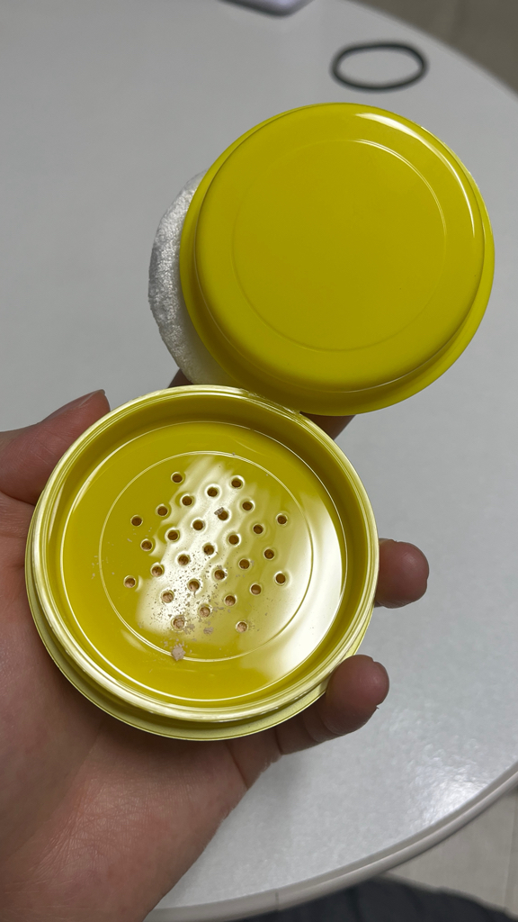 Ảnh đánh giá thực tế của người dùng về Bột phấn hoàn thiện loại bỏ da cam