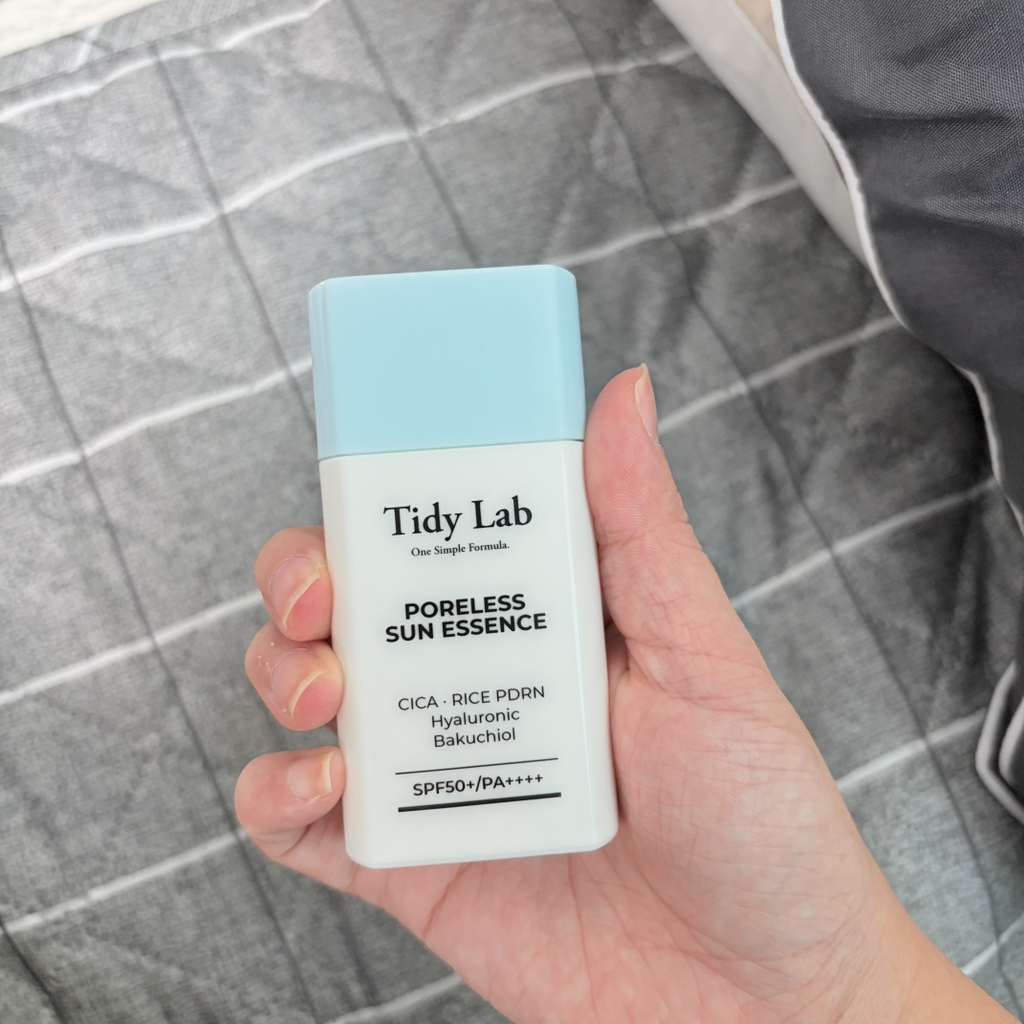 无毛孔防晒精华 [SPF50+/PA++++]的真实用户使用照片