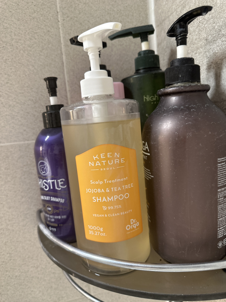 头皮护理荷荷巴茶树洗发水的真实用户使用照片