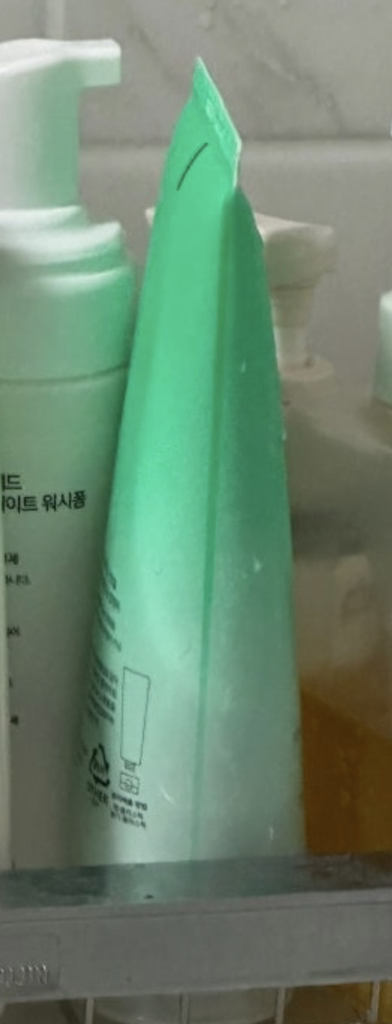 自颜源露 AC深层清洁祛痘洗面奶 review image